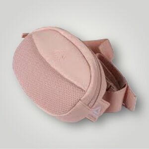 Reebok Women's Hazel Fanny Pack Pebble Soft Ecru